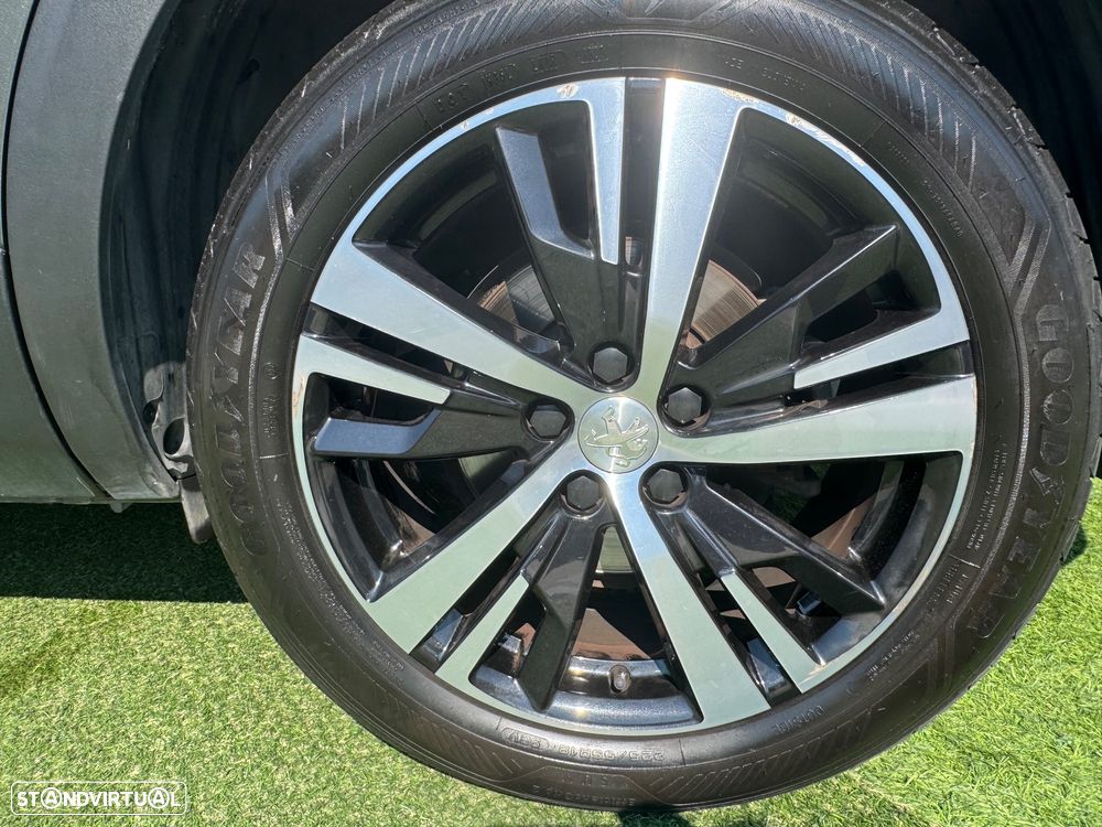 Peugeot 5008 1.5 BlueHDi Allure Pack - 38