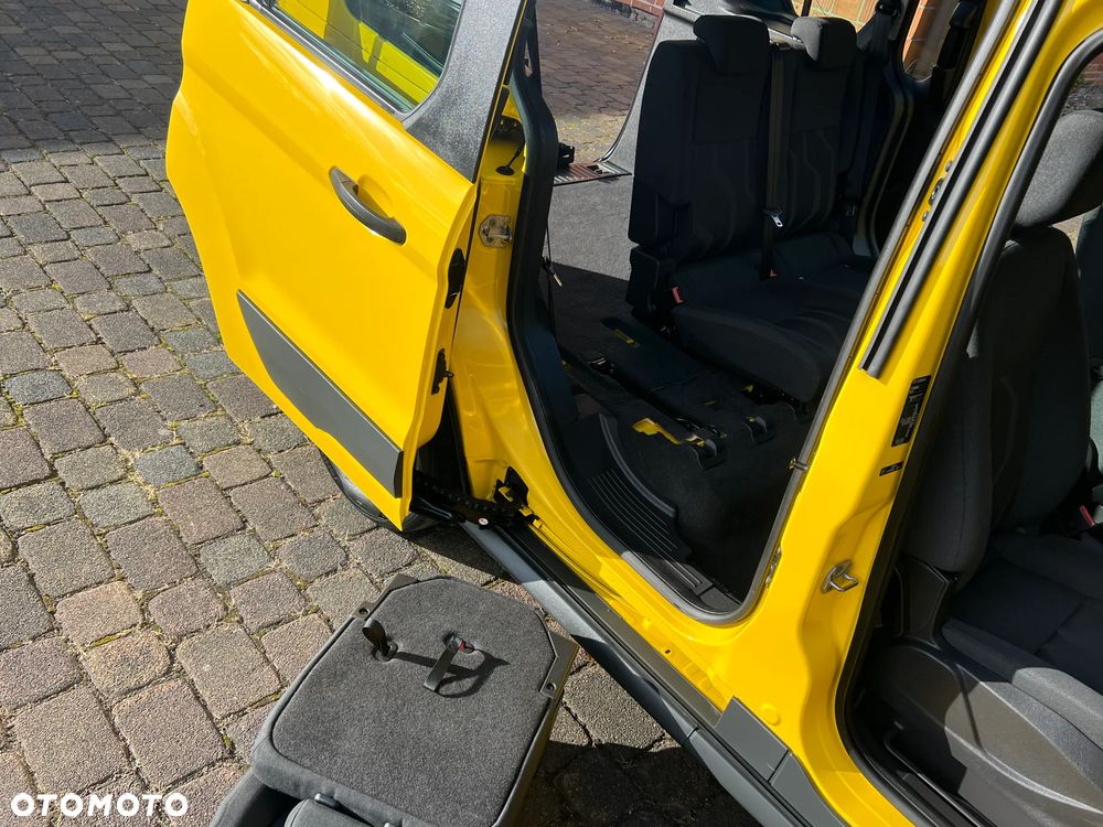 Ford Tourneo Connect - 25