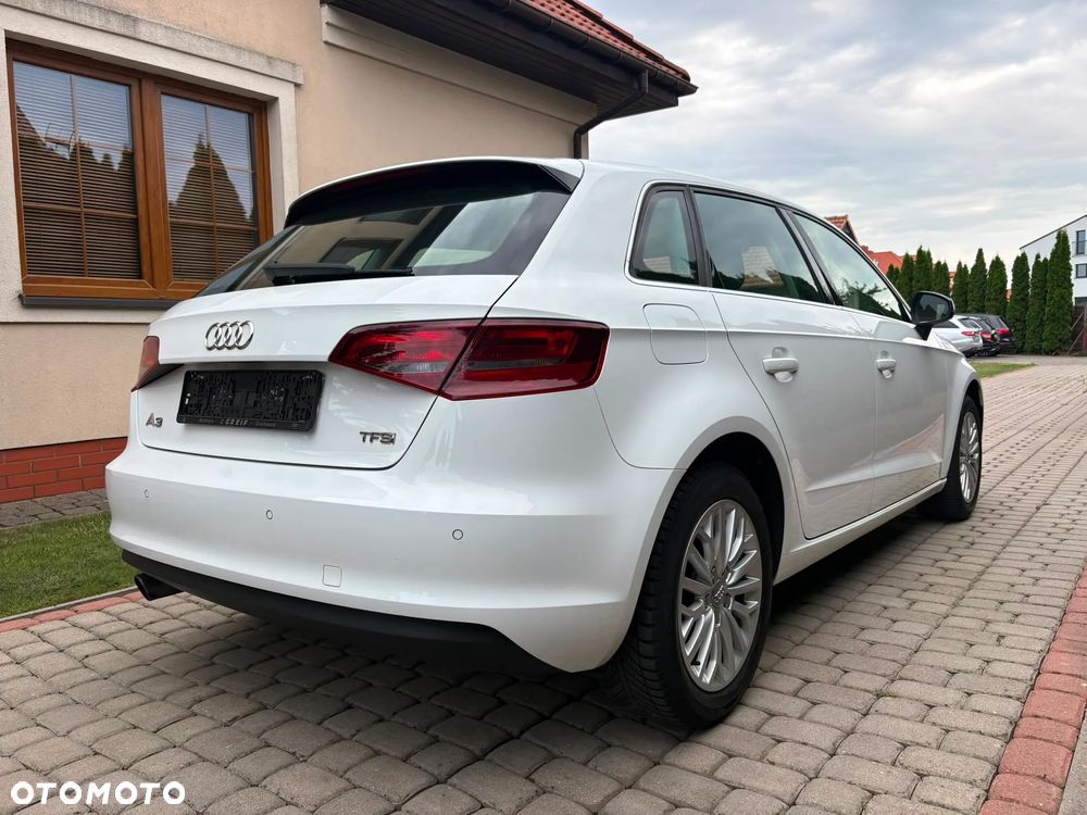 Audi A3 Sportback 1.2 TFSI S tronic Ambiente - 6