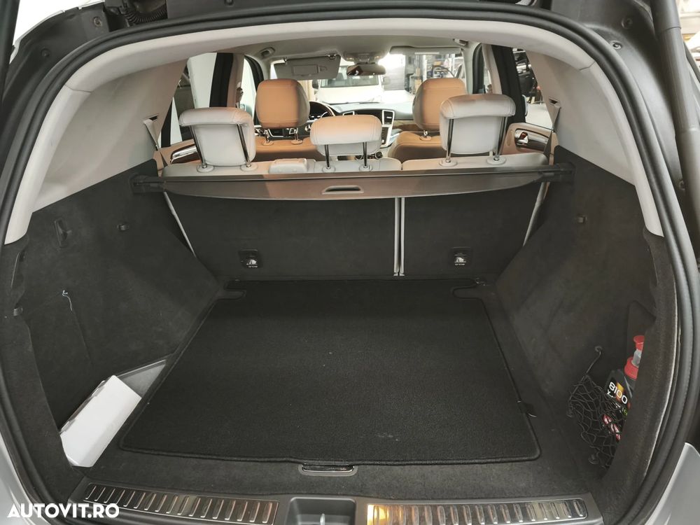 Mercedes-Benz ML 350 BlueTEC 4MATIC Aut - 12