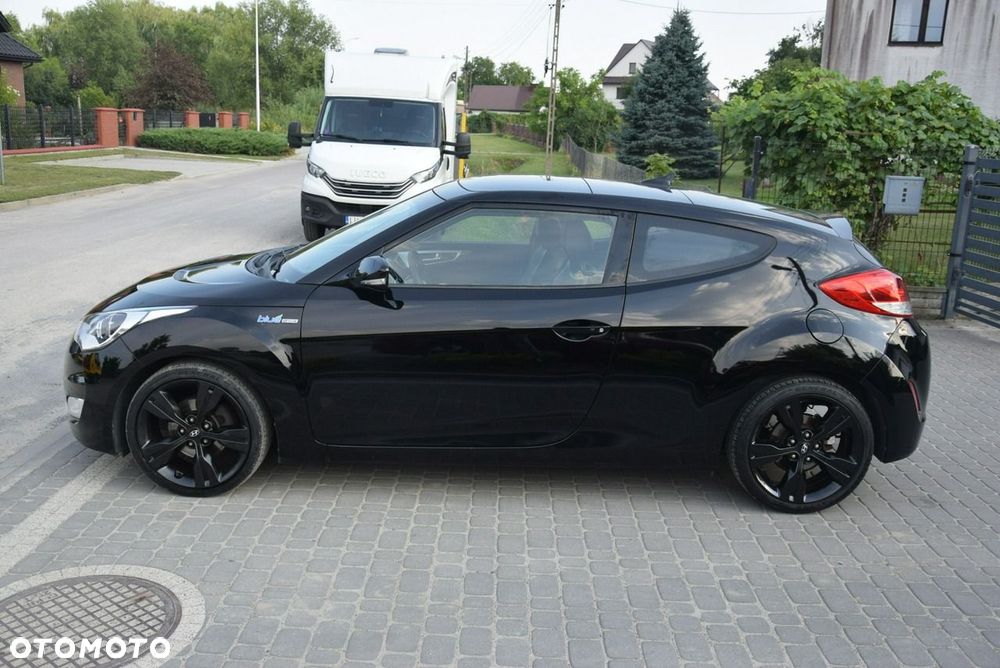 Hyundai Veloster 1.6 GDI Premium - 8