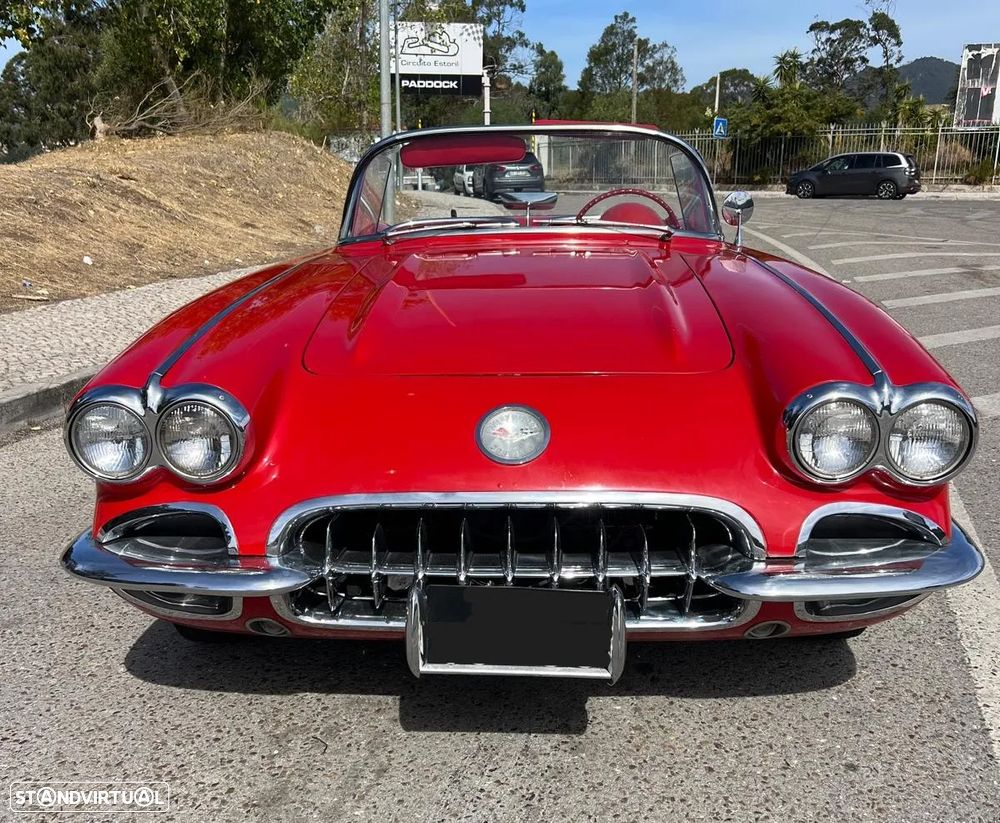 Chevrolet Corvette - 2
