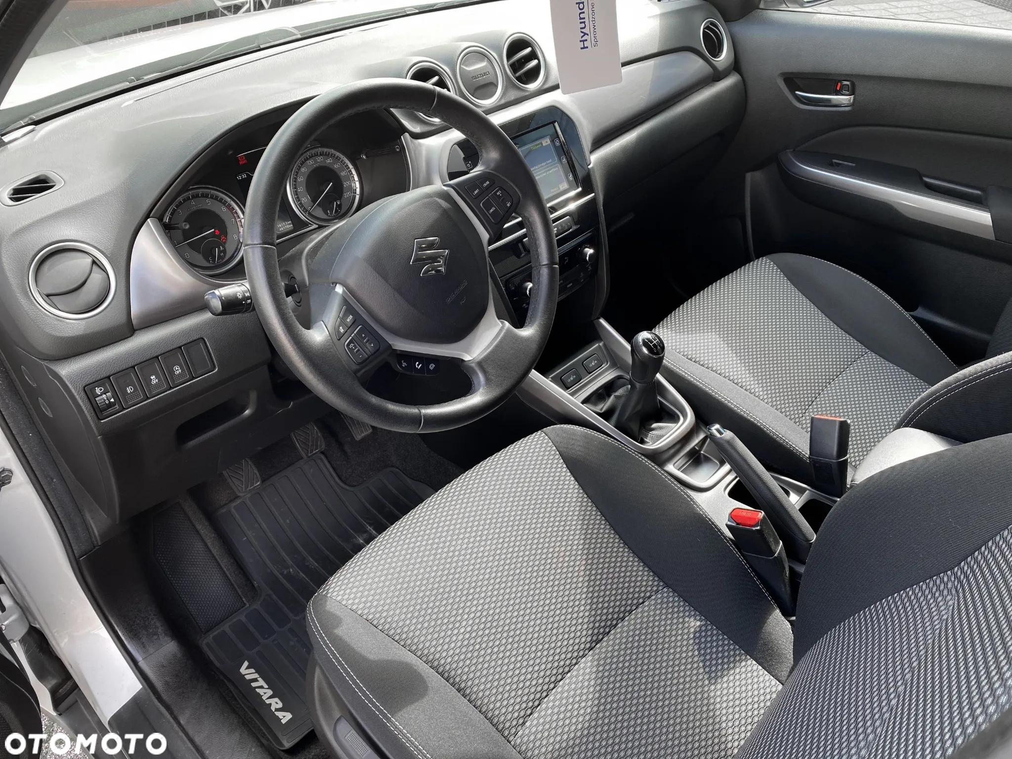 Suzuki Vitara 1.0 Boosterjet Premium 2WD - 5