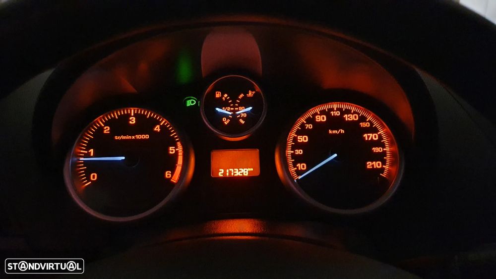 Peugeot 207 - 22