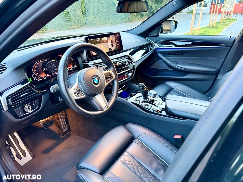 BMW M5 M550i xDrive AT - 29