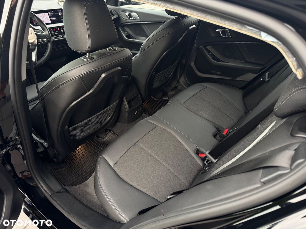 BMW Seria 1 118i Sport Line - 7