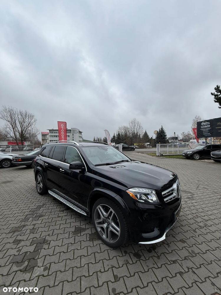 Mercedes-Benz GLS 500 4-Matic - 4