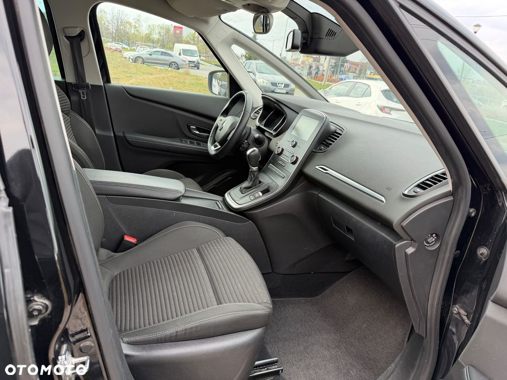 Renault Scenic ENERGY TCe 140 EDC BOSE EDITION - 21