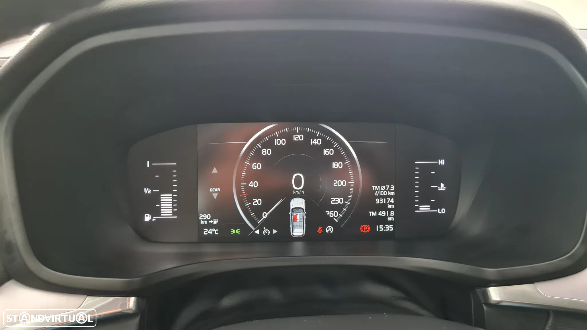 Volvo V60 2.0 D3 Momentum - 29