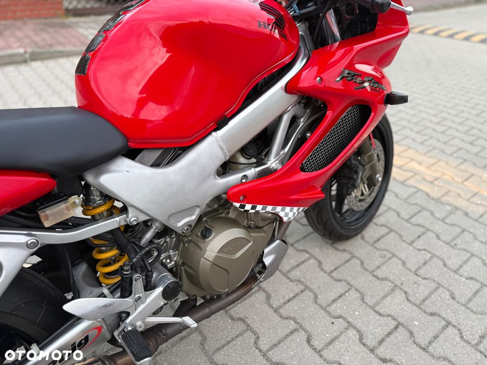 Honda VTR - 15