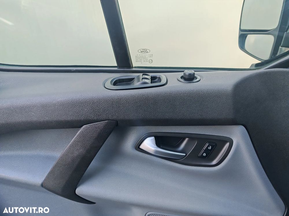 Ford Transit Custom - 14