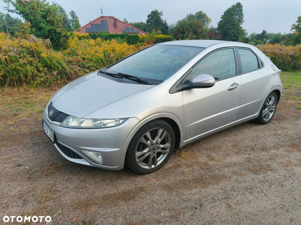 Honda Civic 1.8 GT Special Edition - 8