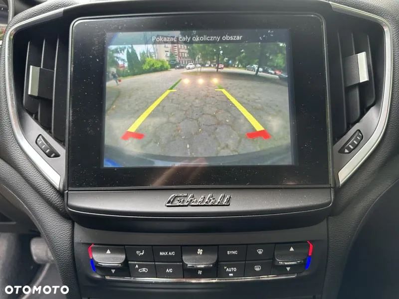 Maserati Ghibli GranLusso - 13