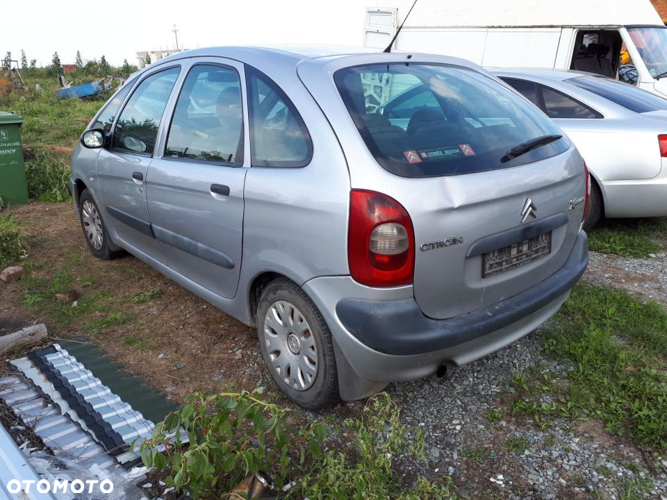 Części Citroen  Xsara Picasso 2.0 HDI 2000r diesel - 3