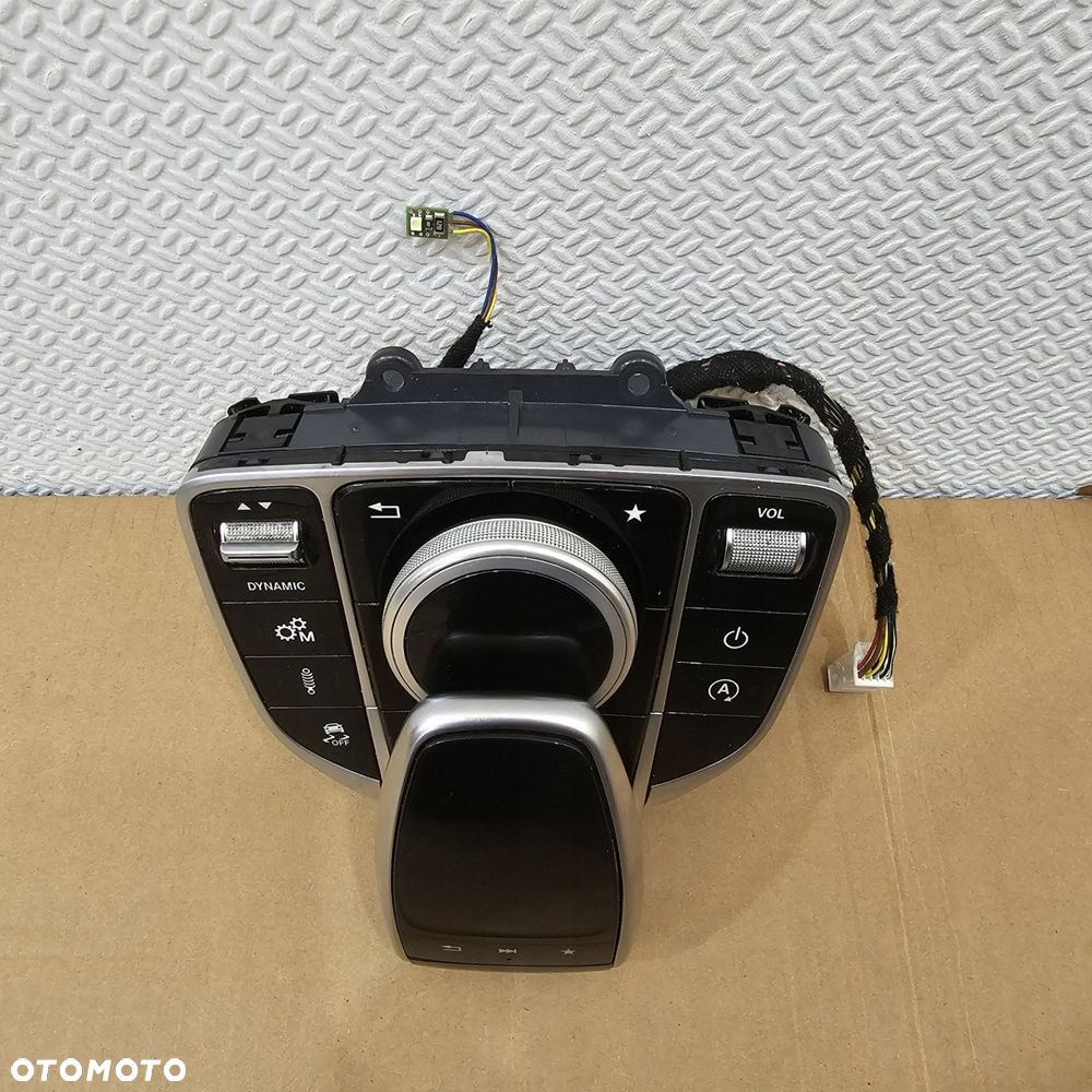 mercedes c-klasa w205 panel sterowanie touchpad kontroler - 4