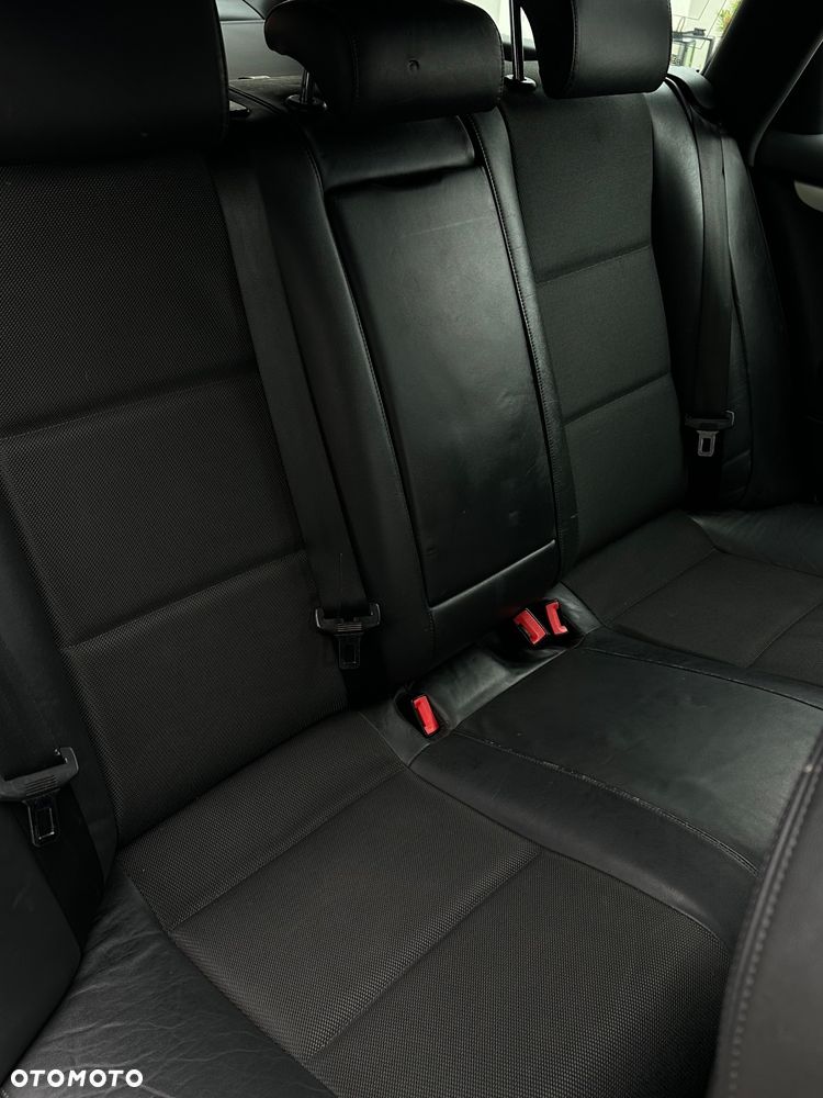 Audi A4 Avant 2.0 TDI DPF quattro - 7