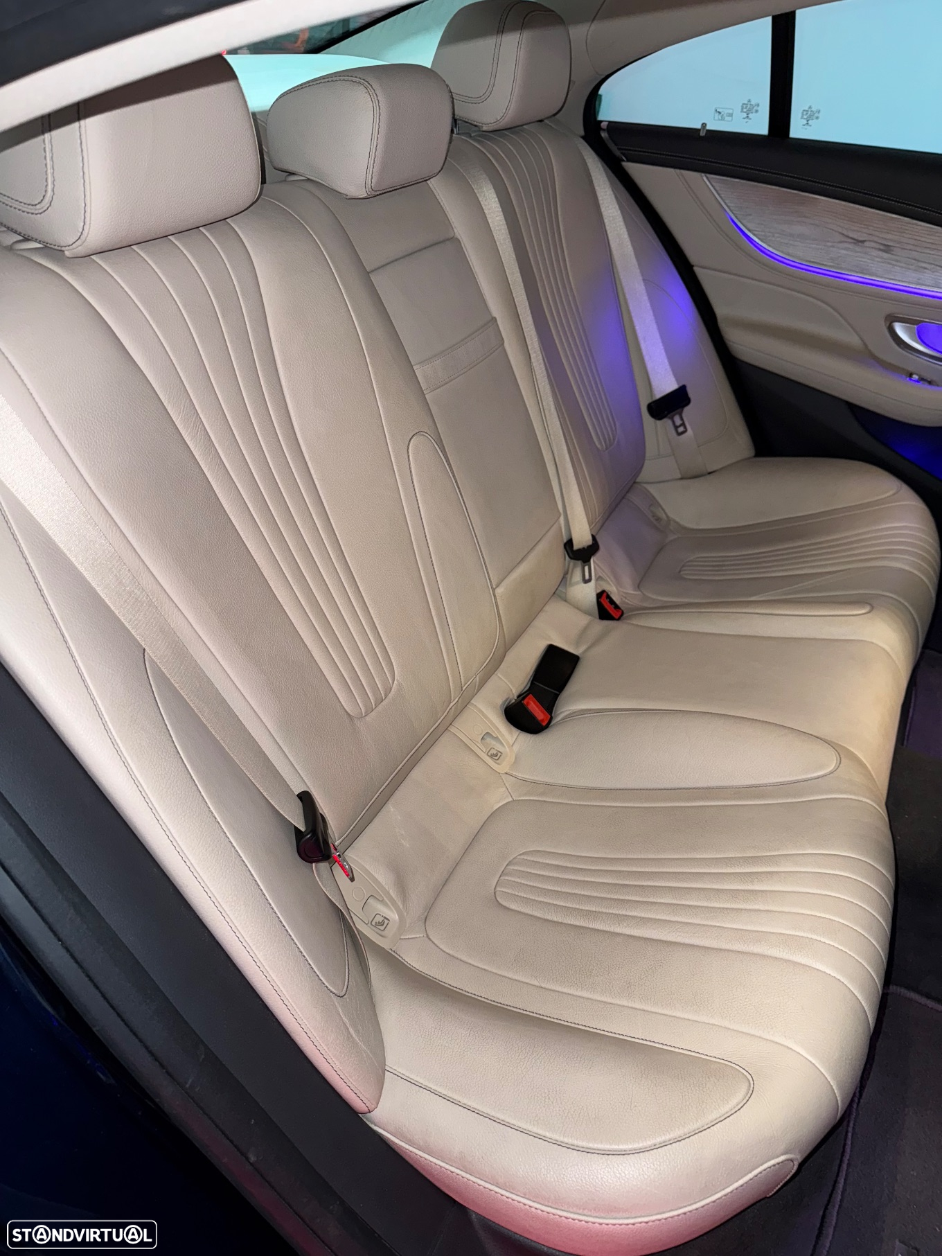 Mercedes-Benz CLS 400 d 4Matic AMG Line - 15