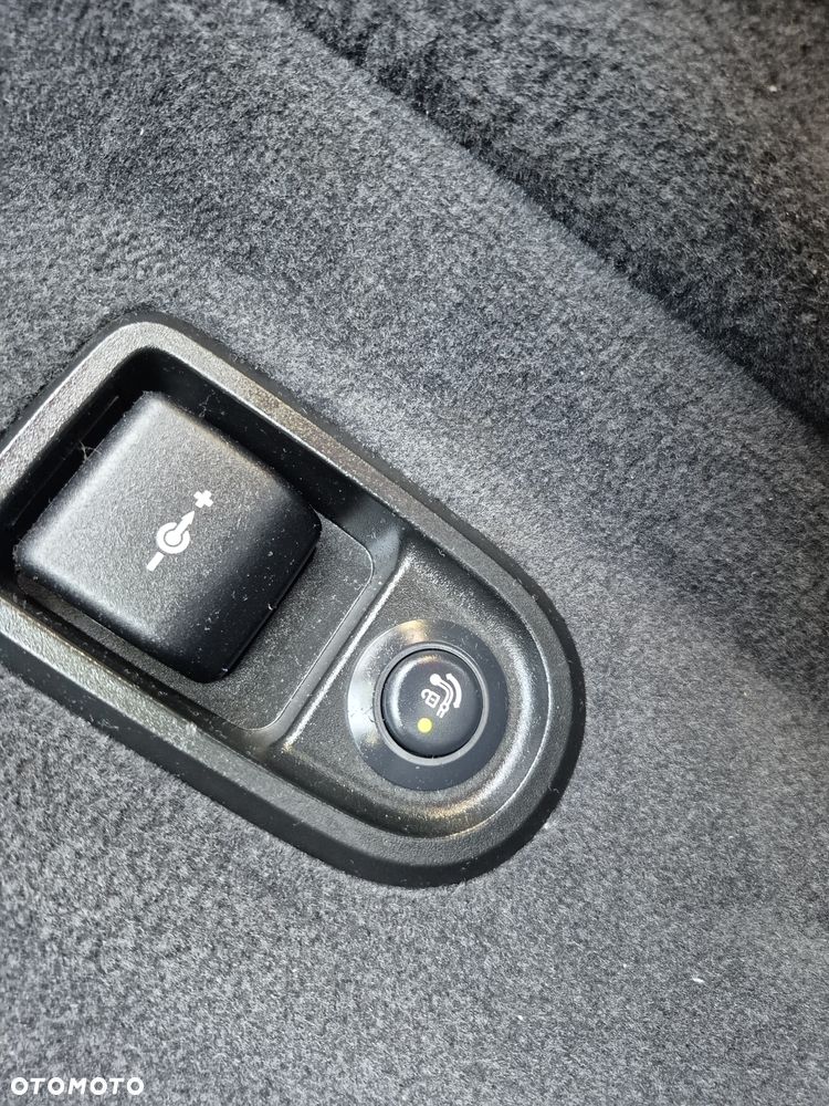 BMW Seria 5 520d Sport - 23