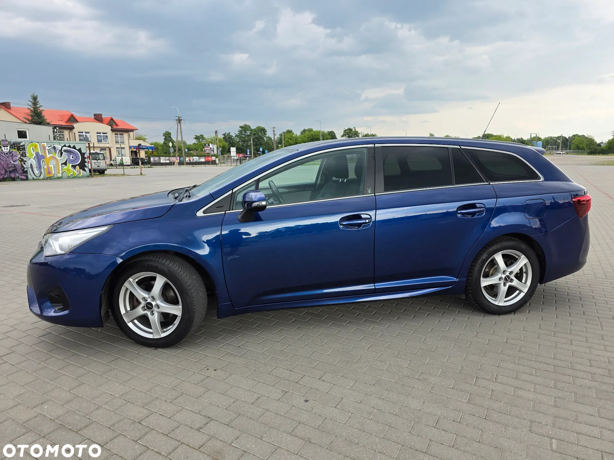 Toyota Avensis Touring Sports 1.8 Multidrive S Comfort - 4