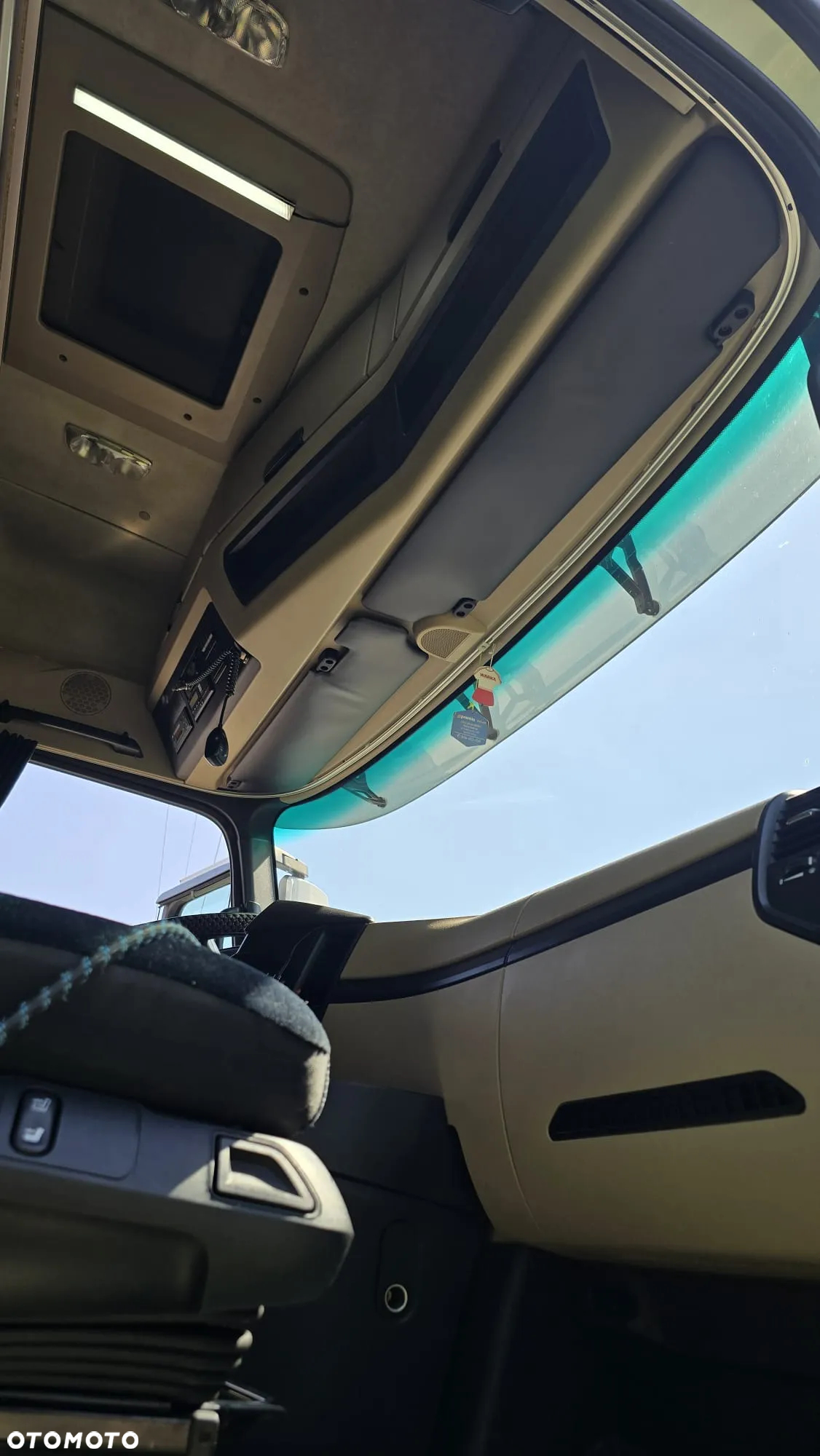 Mercedes-Benz ACTROS - 12