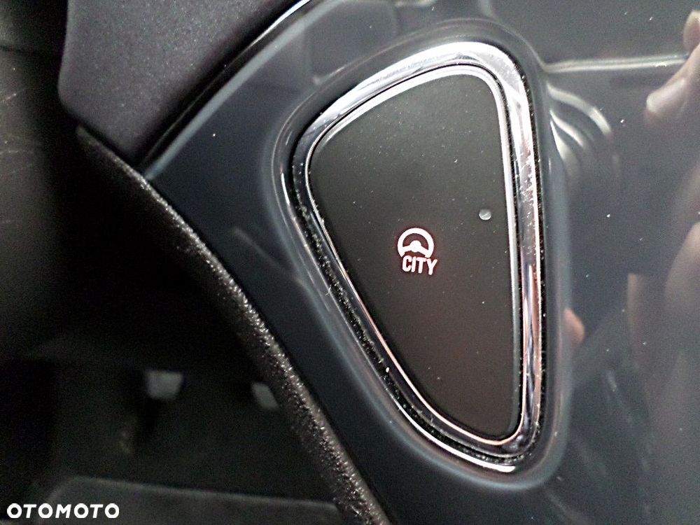 Opel Corsa 1.4 Enjoy - 16