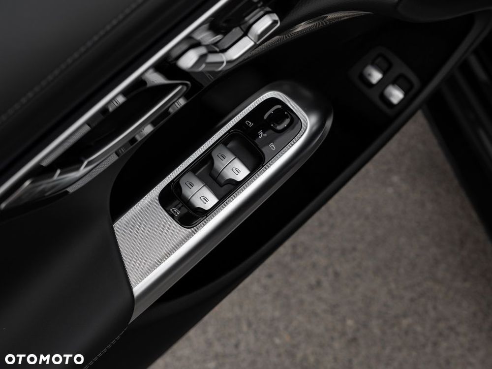Mercedes-Benz Klasa E AMG 53 4Matic+ AMG SPEEDSHIFT TCT 9G - 13