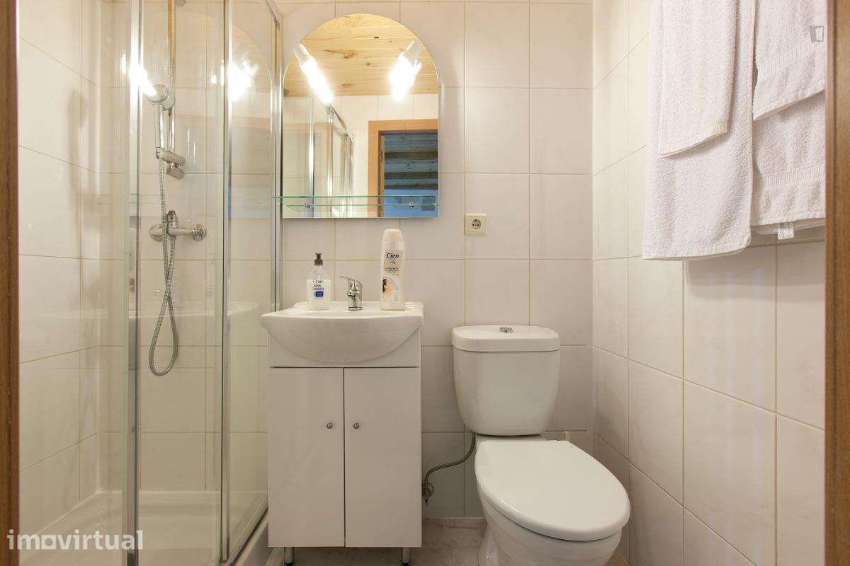Apartamento com 2 quartos - localizado em Cedofeita Porto - Grande imagem: 5/8