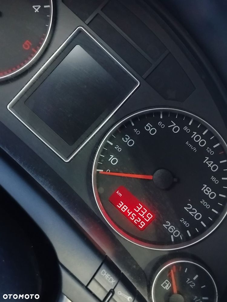 Audi A4 Avant - 5