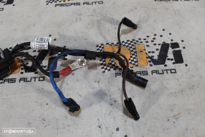 Módulo De Aquecimento / Temporizador Das Velas Bmw 1 (F20)  8513152 / - 5