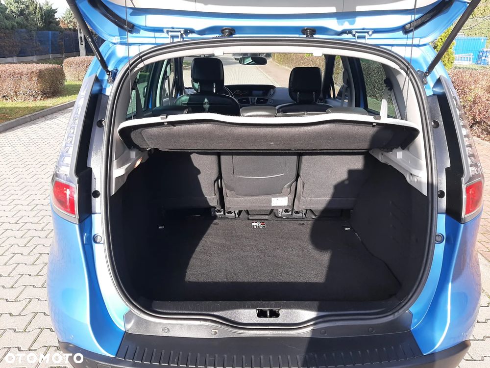 Renault Scenic Energy dCi 130 Euro 6 S&S Bose Edition - 11