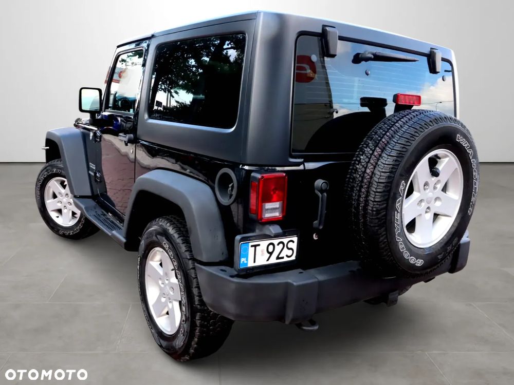 Jeep Wrangler - 6