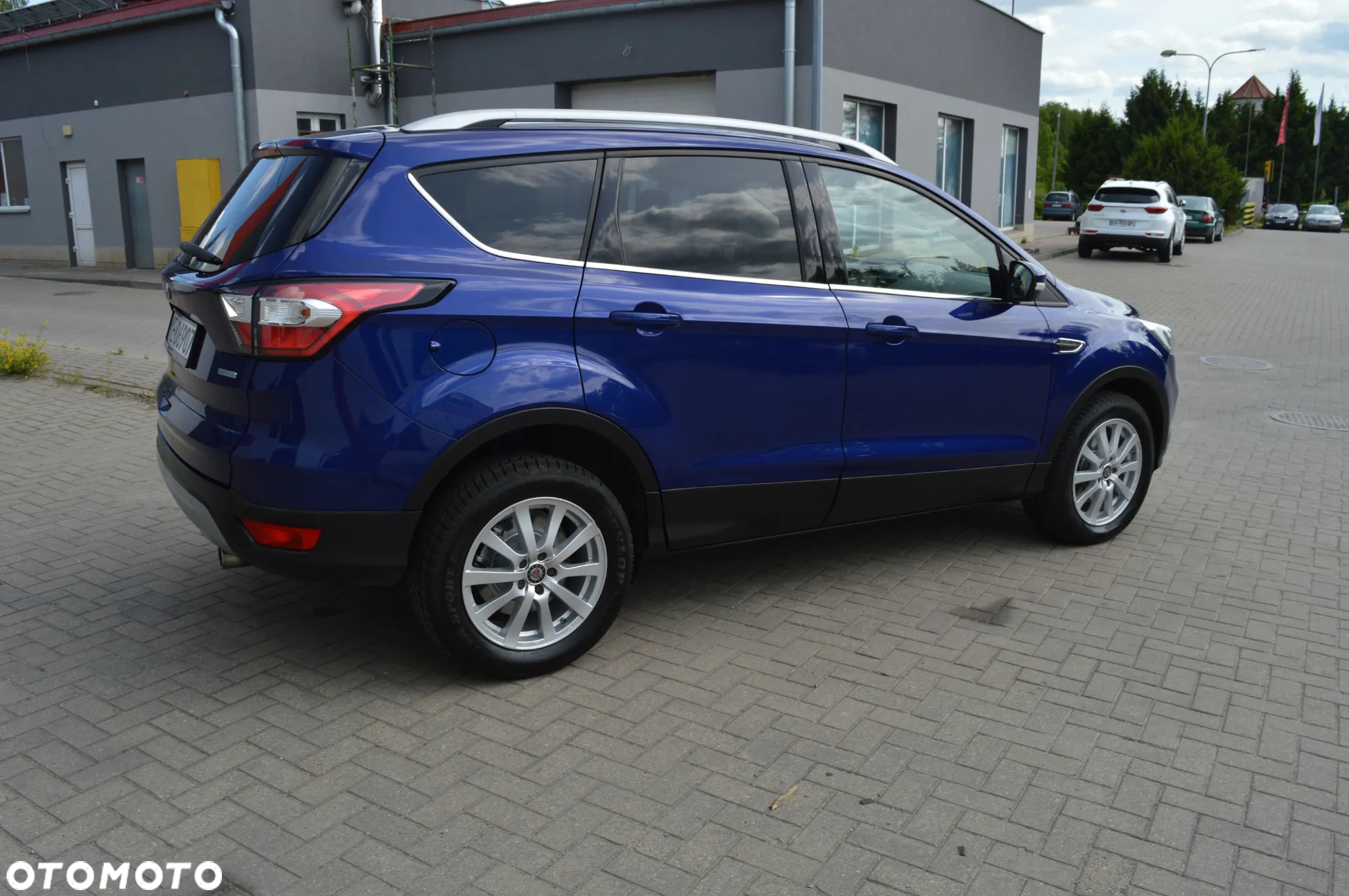 Ford Kuga 1.5 EcoBoost 2x4 Titanium - 10
