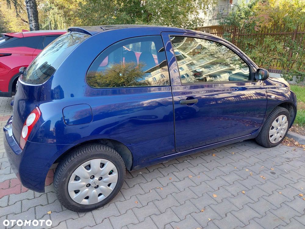 Nissan Micra 2004 photo 4
