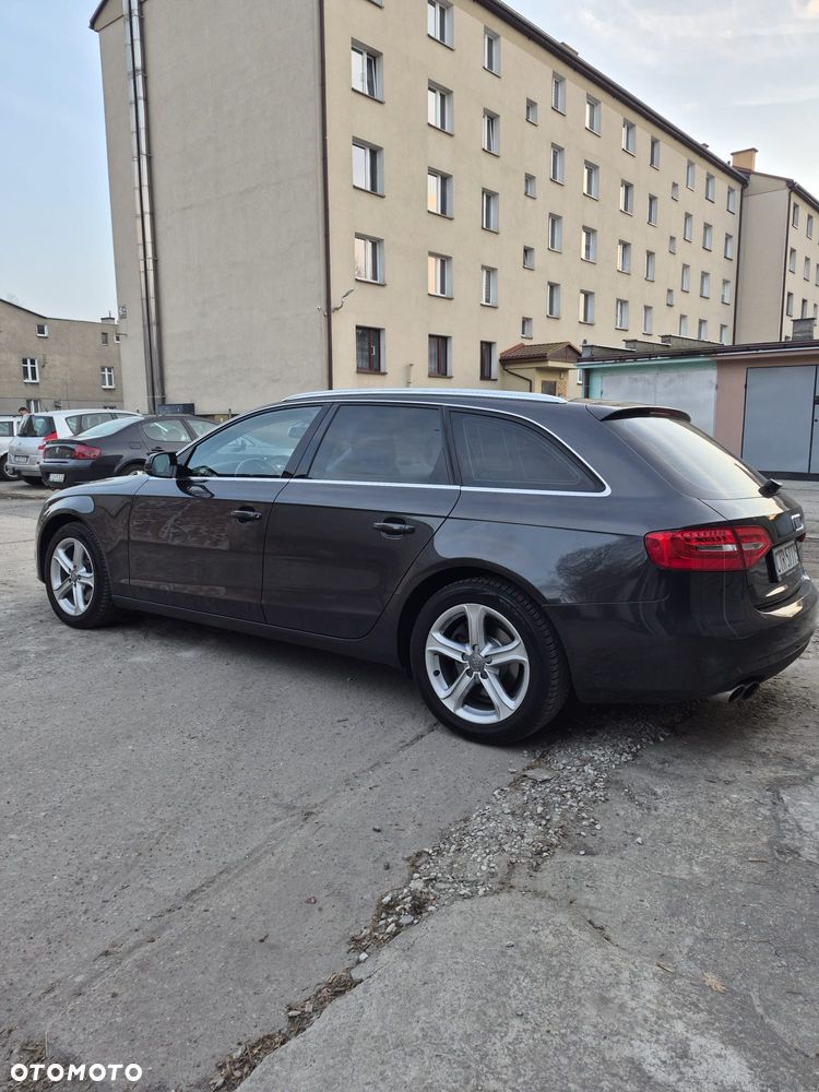 Audi A4 Avant 2.0 TDI DPF multitronic Ambiente - 4