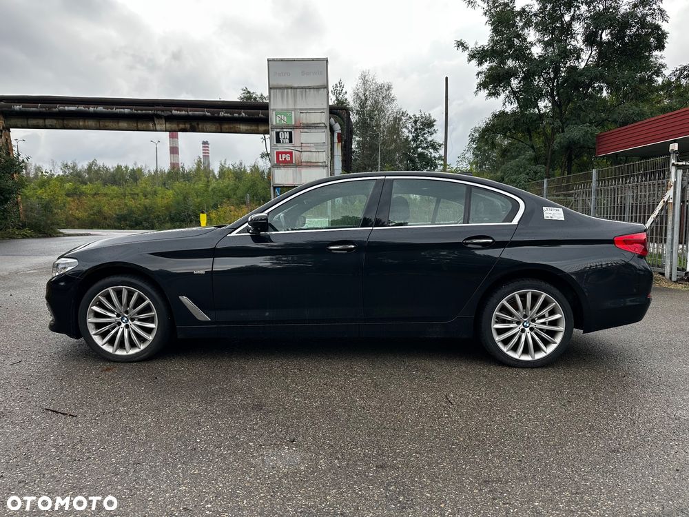 BMW Seria 5 520i GPF Luxury Line - 3