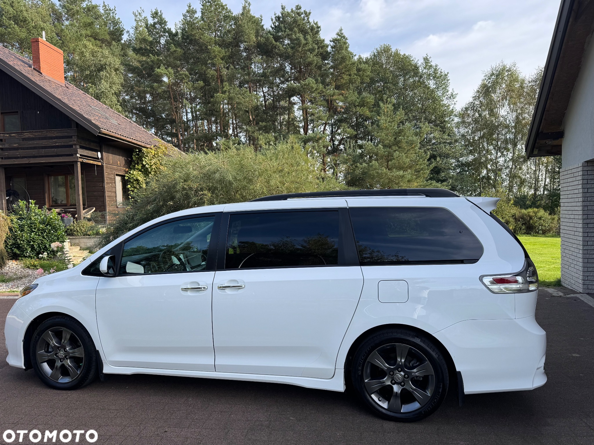 Toyota Sienna 3.5 V6 SE - 4