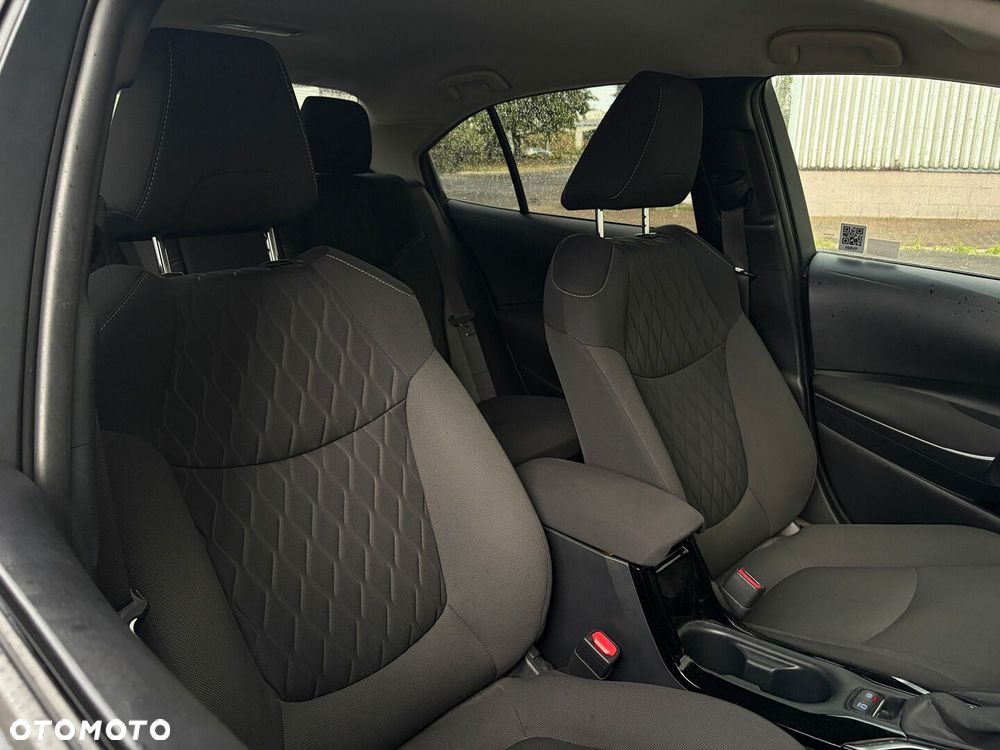 Toyota Corolla 1.8 Hybrid Comfort - 25