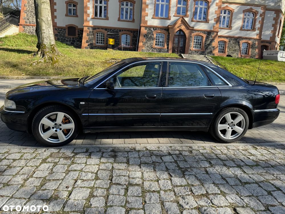 Audi A8 - 2