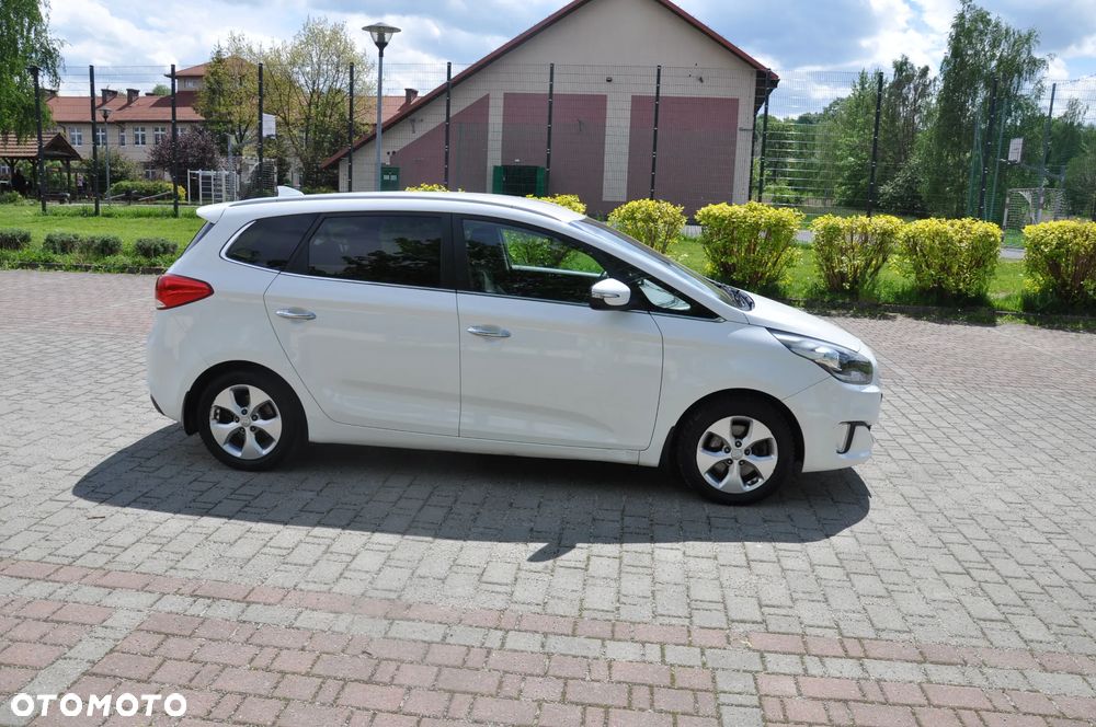 Kia Carens 1.6 GDI L - 4