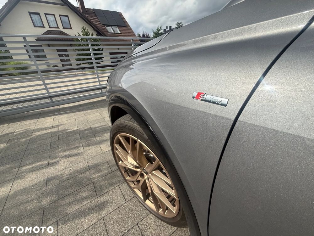 Audi Q4 e-tron 50 77kWh Quattro Edition One Taifun - 10