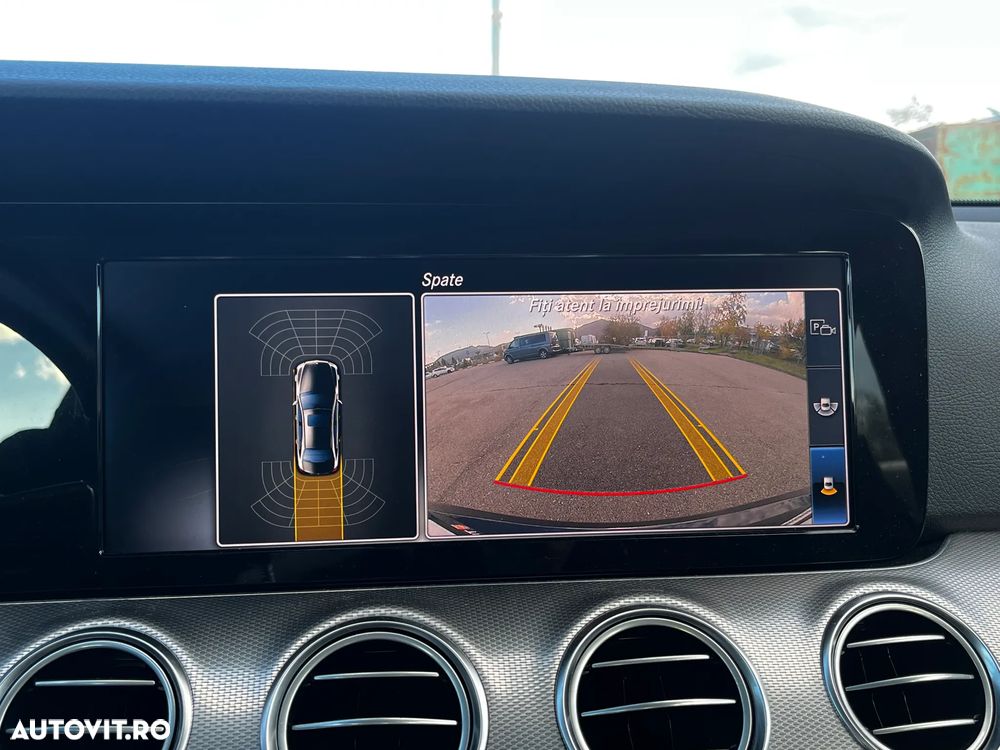 Mercedes-Benz E 300 Aut. - 23