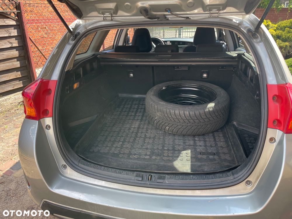 Toyota Auris 1.6 Active - 9