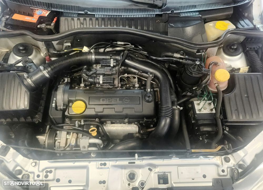 Opel Corsa 1.7 DTi 16V Elegance - 13