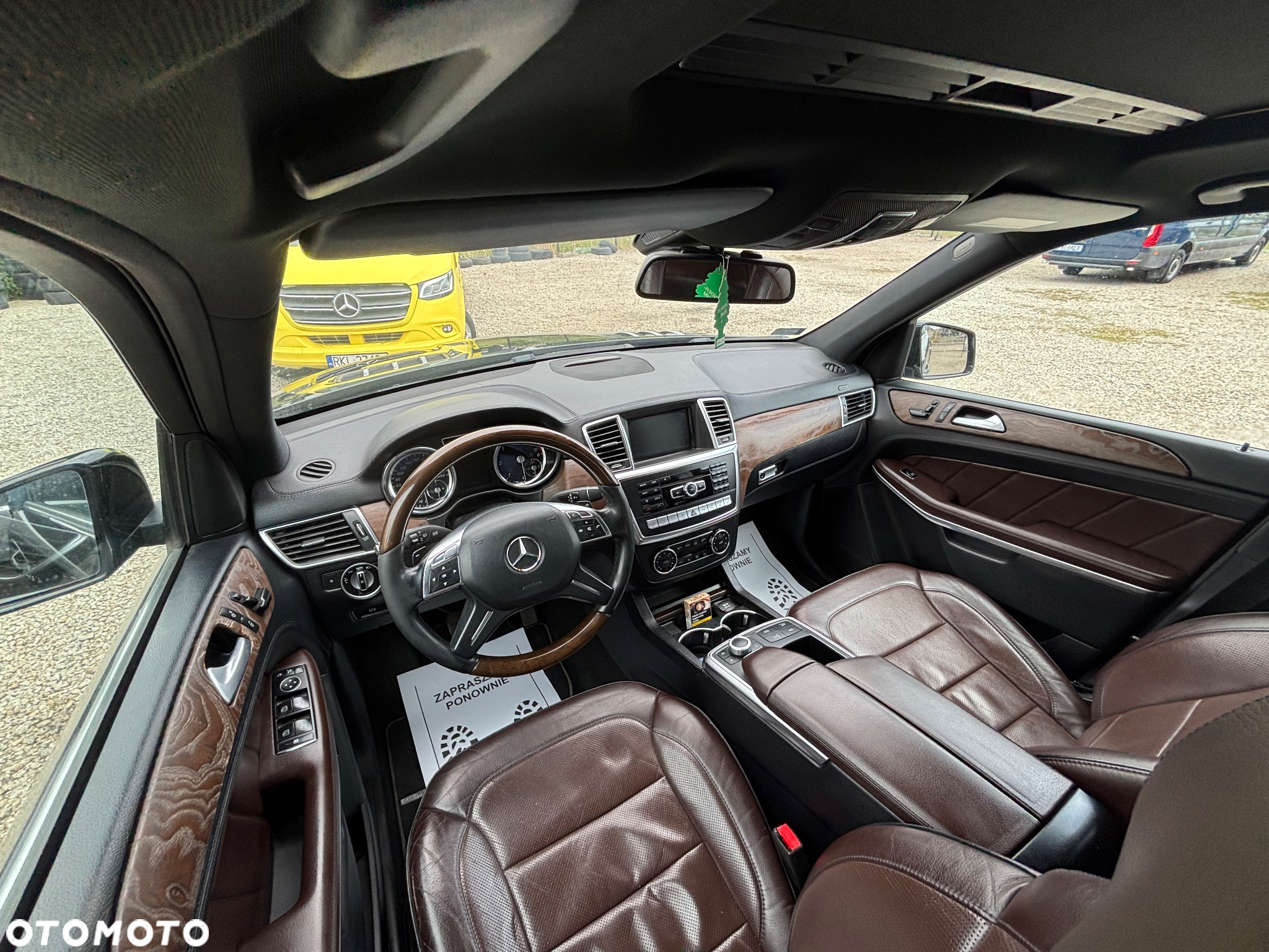 Mercedes-Benz GL 350 BlueTec 4-Matic - 24