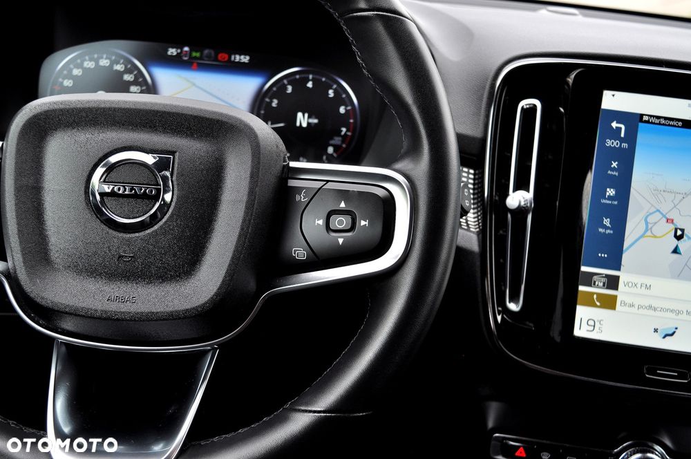 Volvo XC 40 - 21