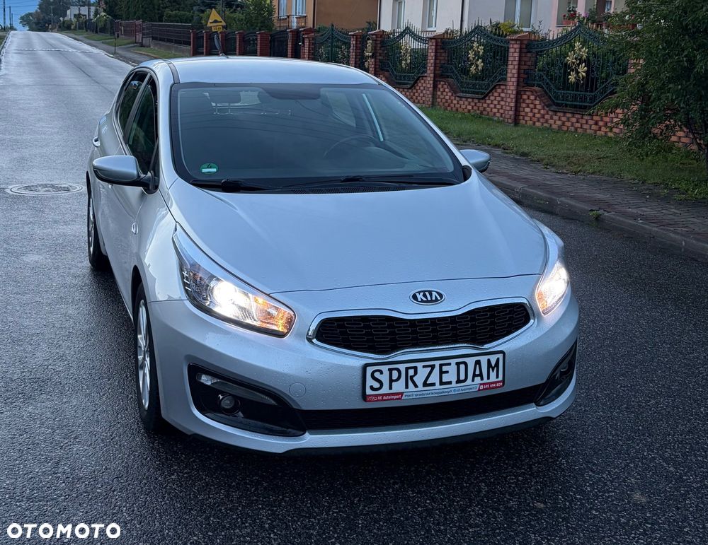 Kia Ceed 1.4 CVVT ISG Vision - 6