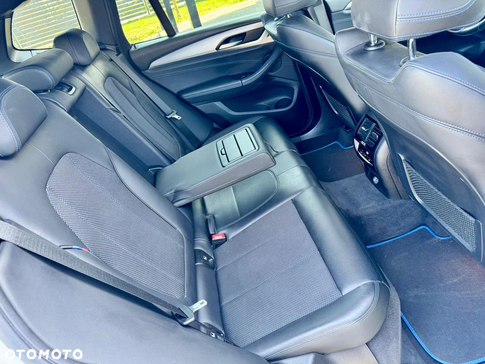 BMW X3 - 21