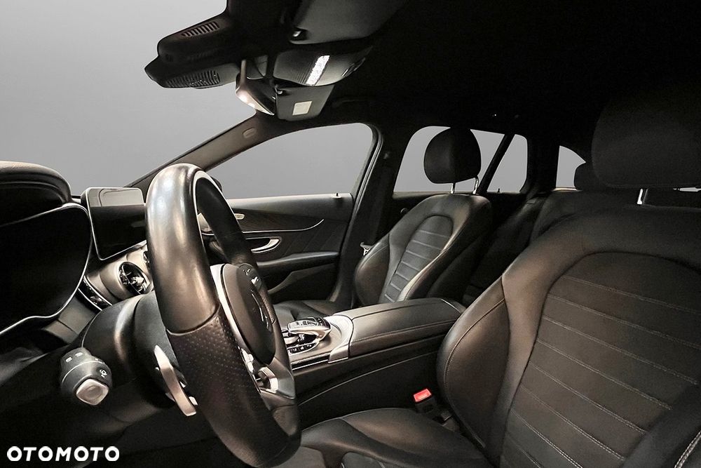 Mercedes-Benz Klasa C 300 e 9G-TRONIC - 12