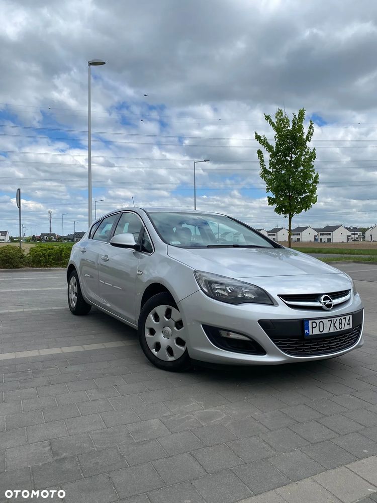 Opel Astra 1.4 T Essentia EU6 - 3