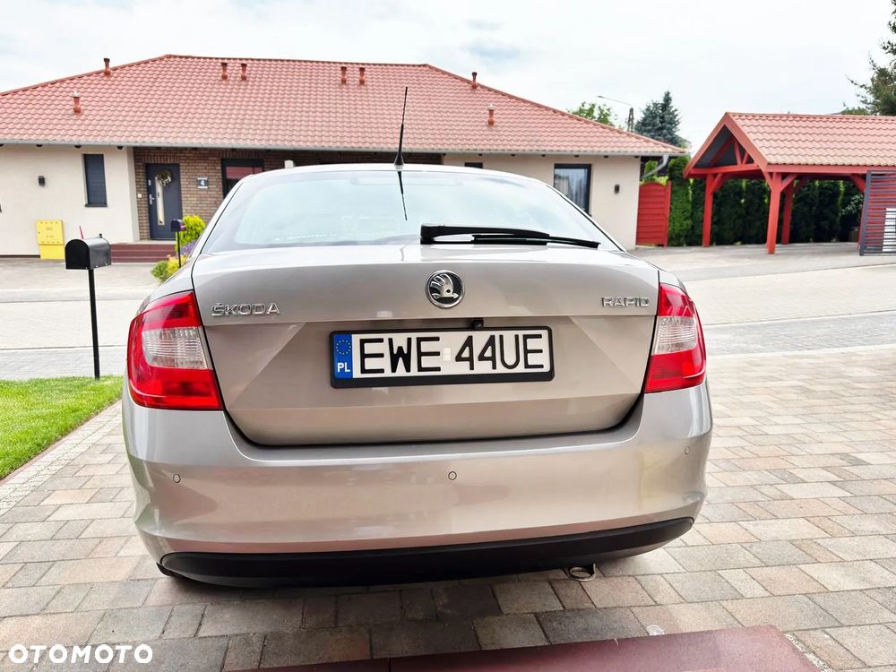 Skoda RAPID - 6